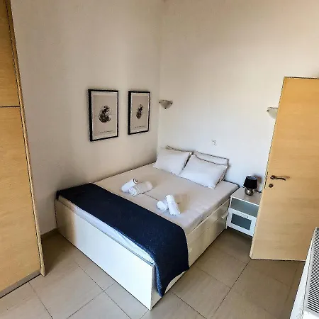 Nikis 2 Apartment