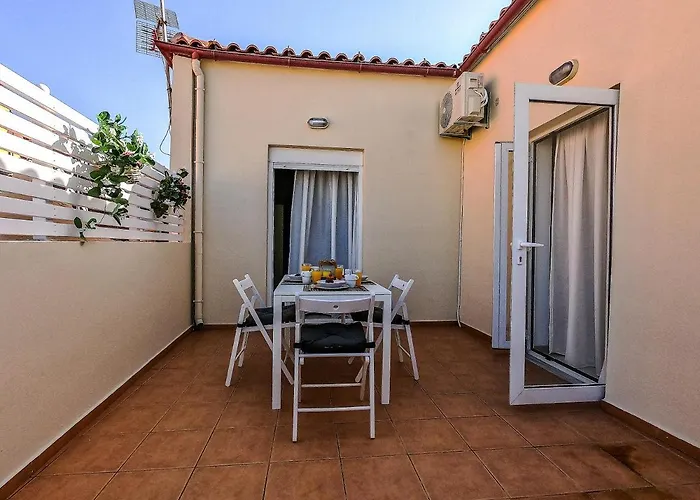 アパート Nikis 2 *